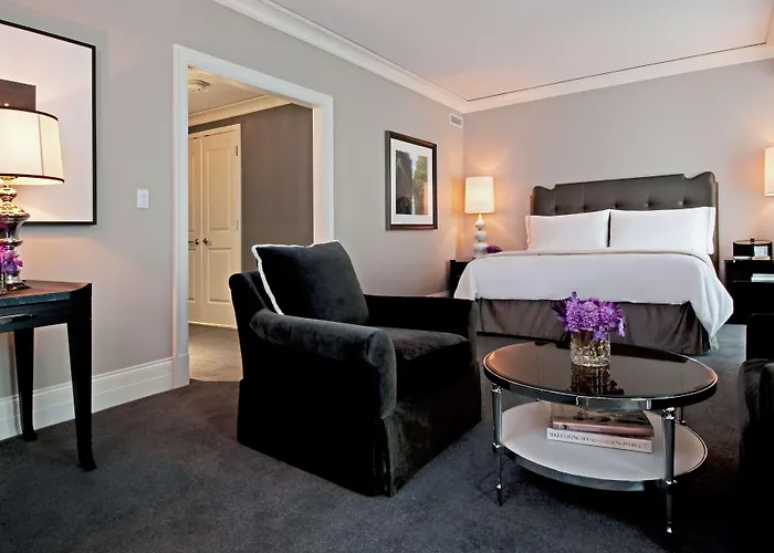 Ultimate Chicago Hotels Offering Soaking Tub Bliss